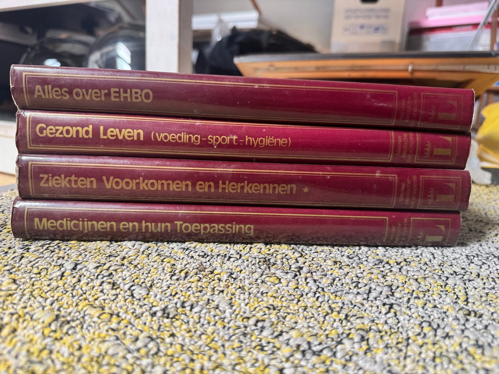 Nieuwe Medische Encyclopedie - 4 delen, Ophalen, Gelezen, Dieet en Voeding
