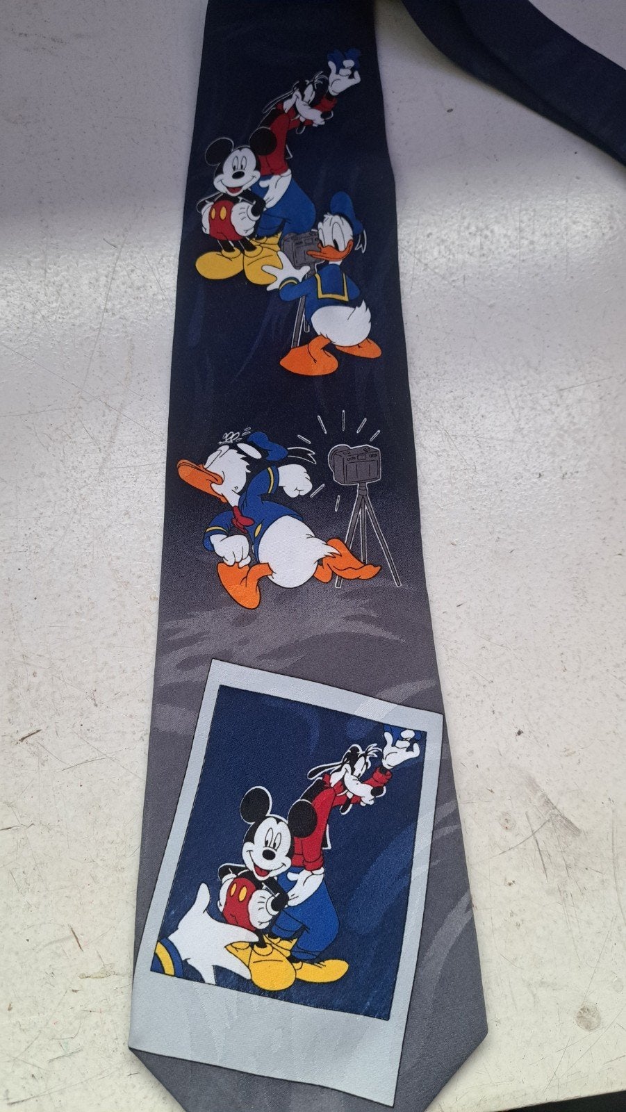 Disney stropdas,Donald,Goofy,Mickey, Ophalen of Verzenden, Nieuw