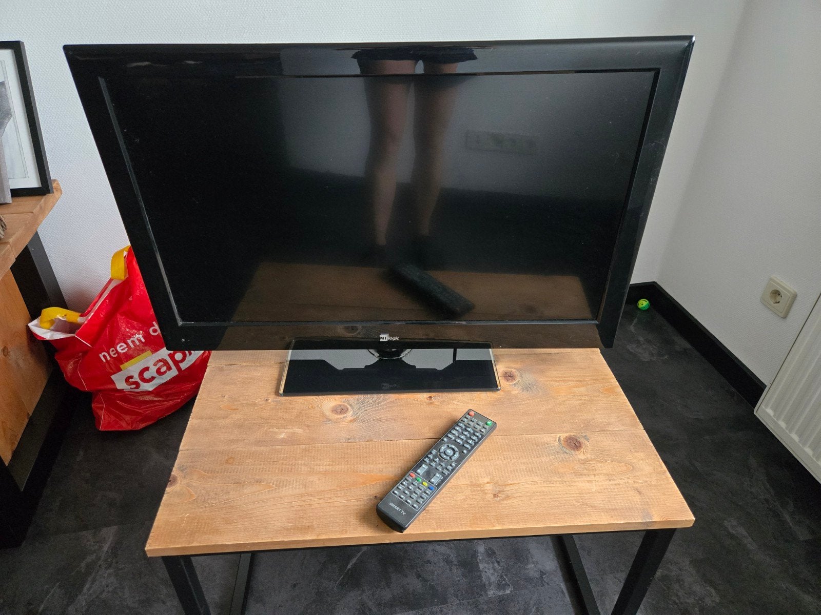 mt logic tv, Ophalen, Gebruikt, 50 Hz, Overige merken