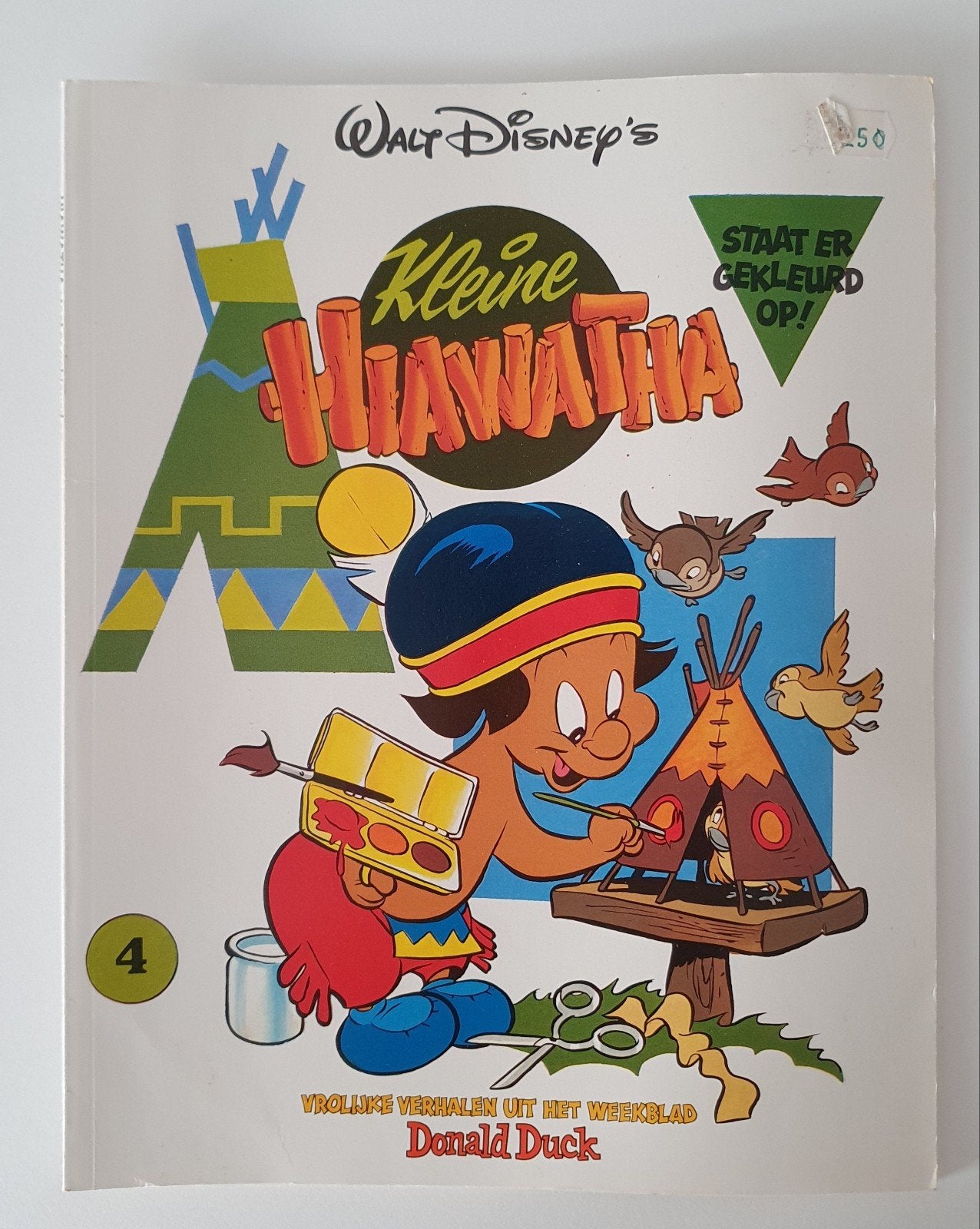 Kleine hiawatha staat er gekleurd op 4 1982, Eén stripboek, Ophalen of Verzenden, Zo goed als nieuw
