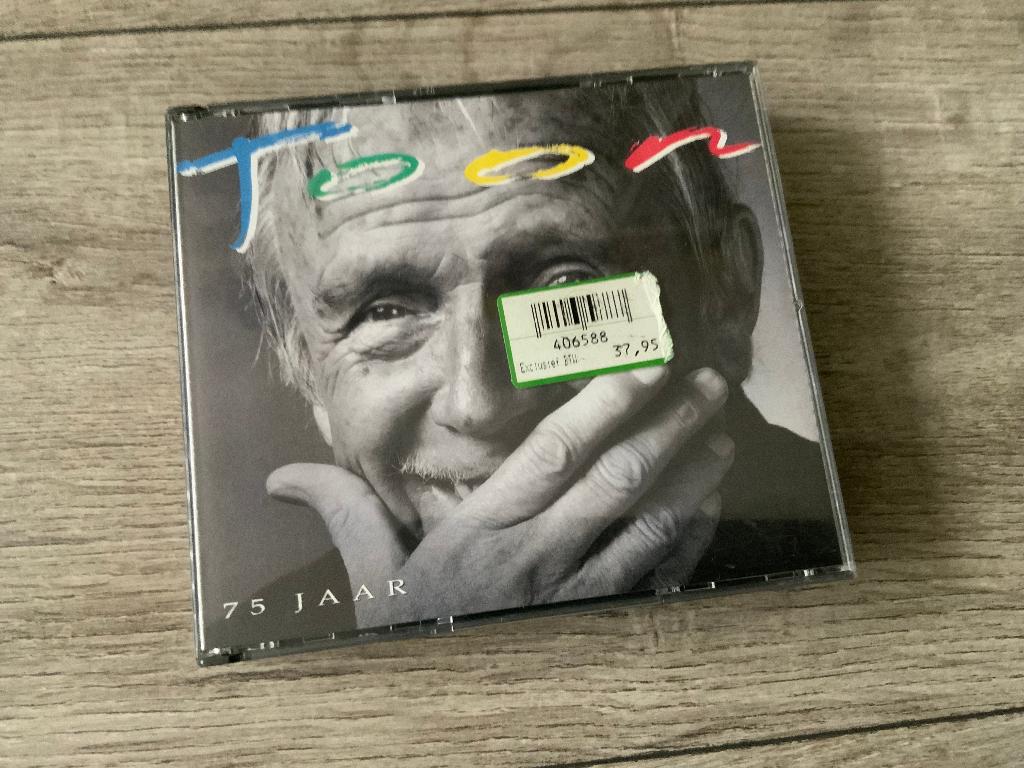 CD - Toon Hermans - 75 Jaar - 2 CD's, Cd's en Dvd's, Cd's | Humor en Cabaret, Ophalen of Verzenden, Zo goed als nieuw