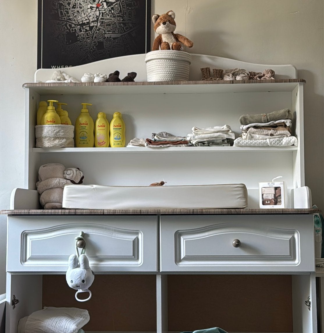 Commode kast, Huis en Inrichting, Kasten | Secretaires, Ophalen, Zo goed als nieuw