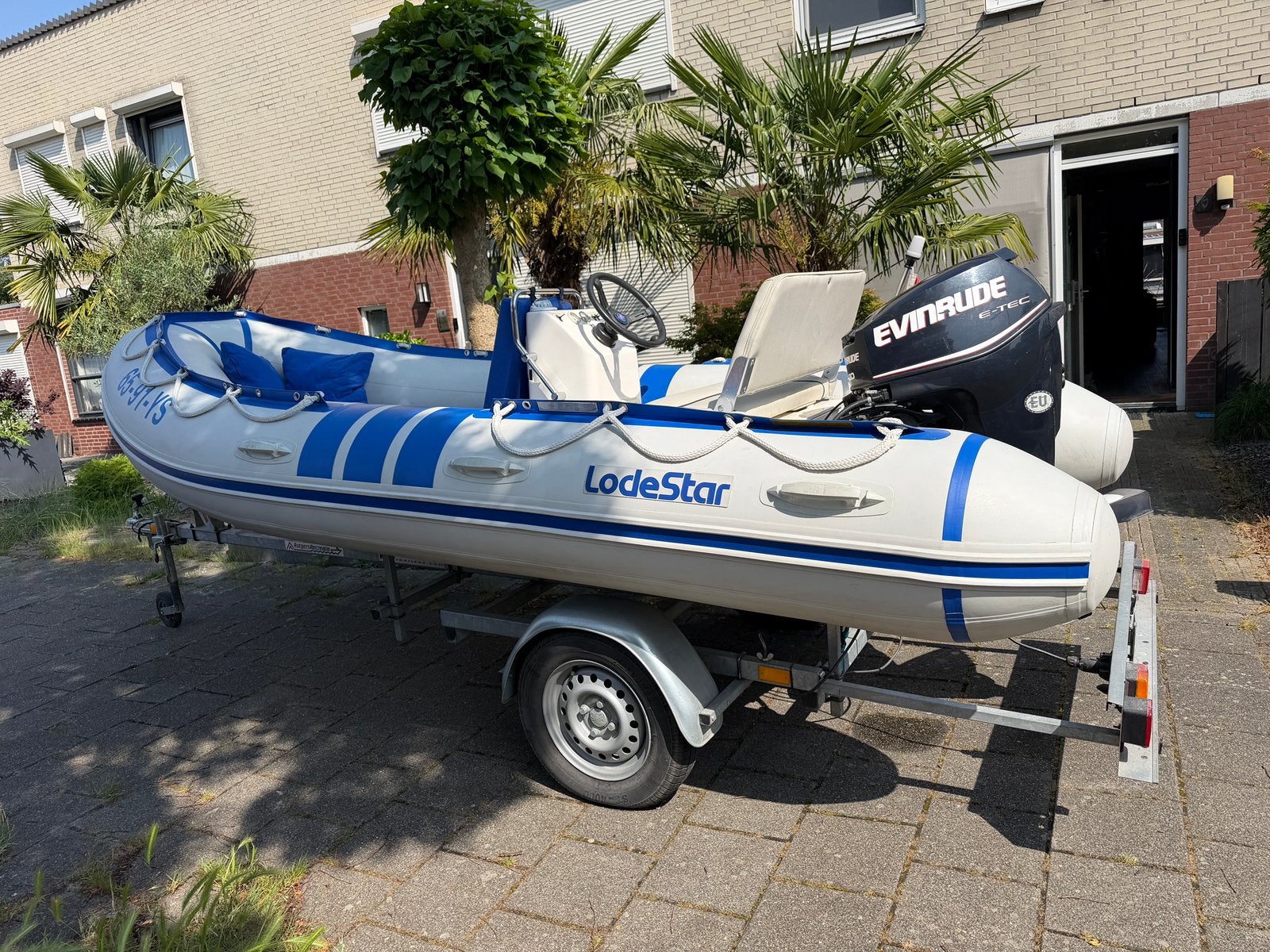 Lodestar 410 met 30pk evinrude en trailer, Watersport en Boten, Gebruikt, 4 m, Zonnedek, 2 m