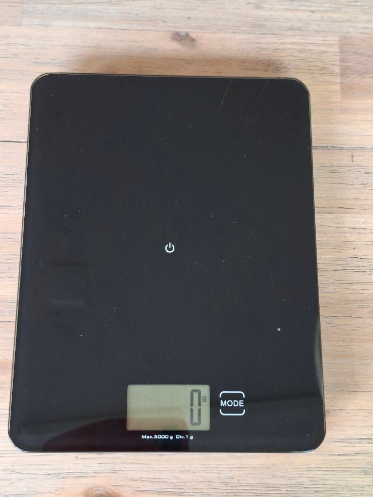 digitale weegschaal. tot 5000 gram.  LCD scherm. 16/21cm., Overige typen, IKEA, Kunststof, Ophalen of Verzenden