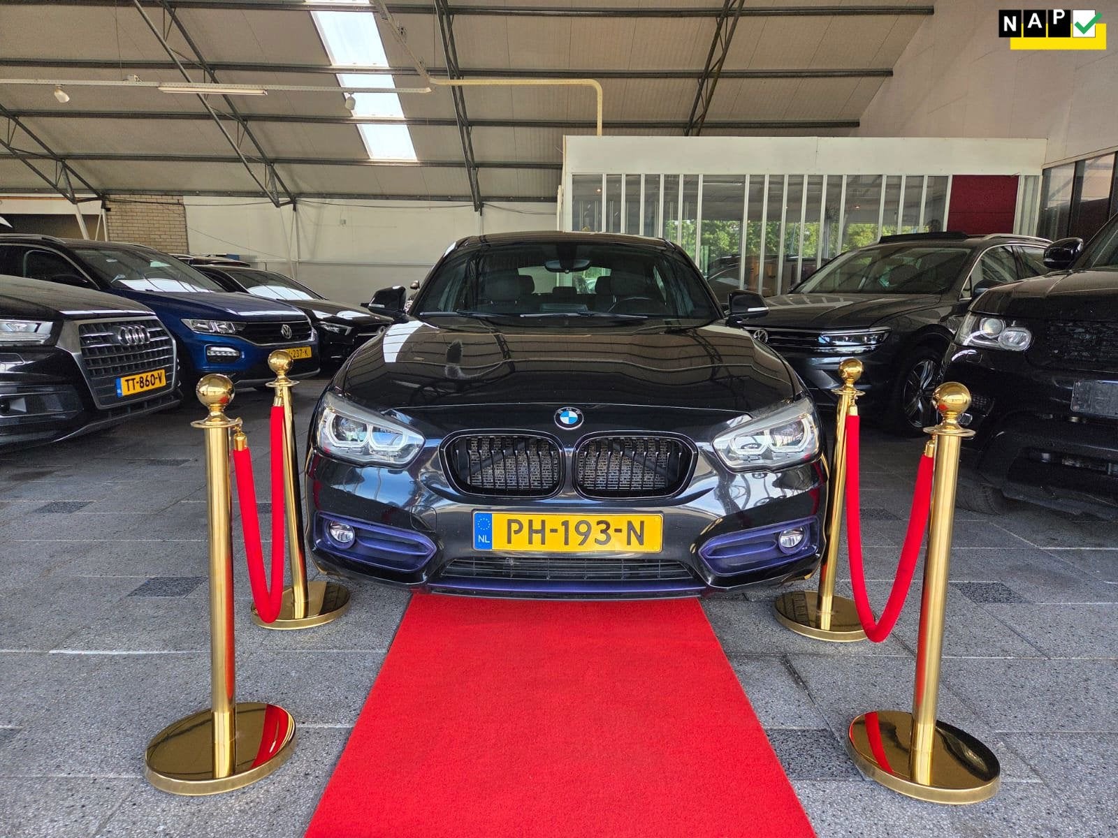 BMW 1-serie 116D AUTOMAAT EURO6! NEW MODEL!, Auto's, BMW, Gebruikt, Euro 6, 116 pk, Zwart