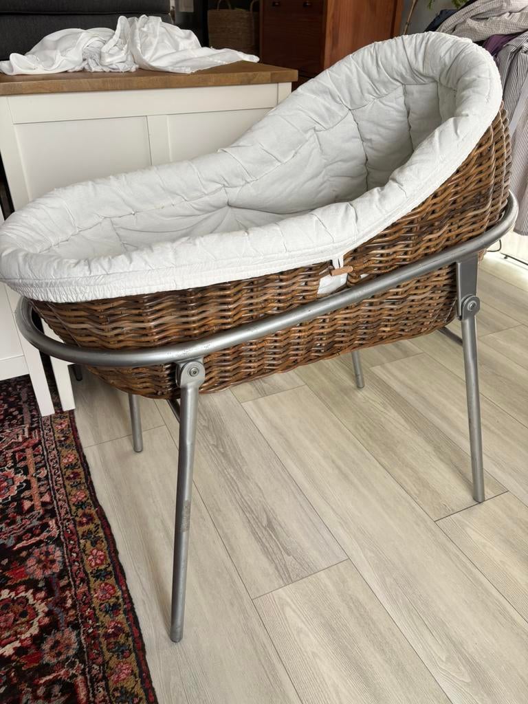 Vintage babywieg/bedje met matrasje, onderstel en bekleding, Kinderen en Baby's, Babywiegjes en Ledikanten, Ophalen of Verzenden