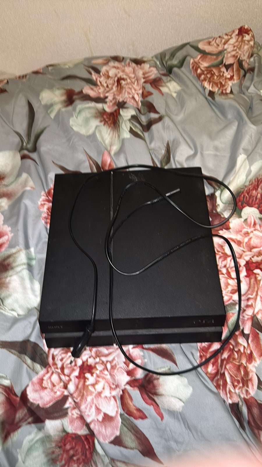 PlayStation 4 500GB, Spelcomputers en Games, Spelcomputers | Sony PlayStation 4, Ophalen of Verzenden, Zo goed als nieuw, Zonder controller