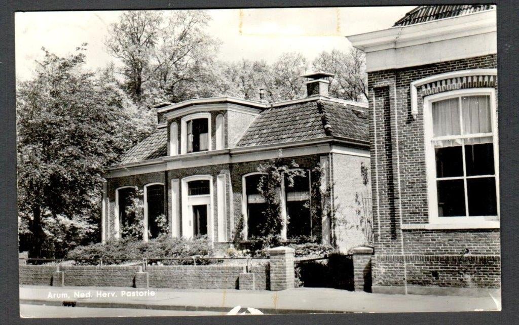 Oude Ansicht - Arum - Ned. Herv. Pastorie 1964 - Frl., Ophalen of Verzenden, 1960 tot 1980, Gelopen, Friesland