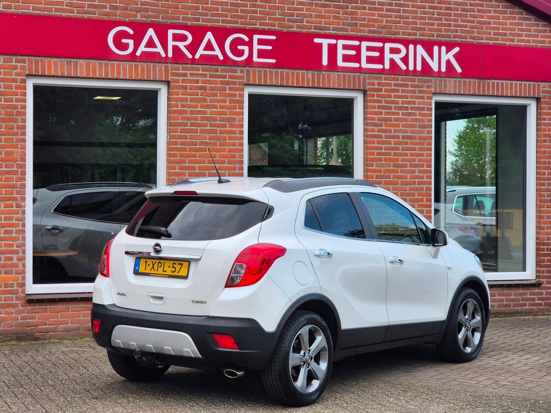 Opel Mokka 1.4 T Cosmo 140PK 5drs clima, cruise, navi, pdc,, Voorwielaandrijving, Euro 5, Gebruikt, 4 cilinders