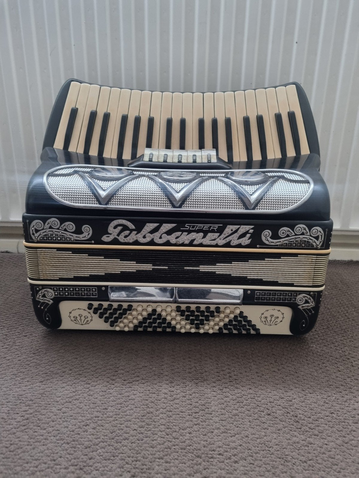 Prachtige 96 bas gabbenelli full deco waaier klavier., Muziek en Instrumenten, Ophalen, Gebruikt, Met riemen, Toetsaccordeon
