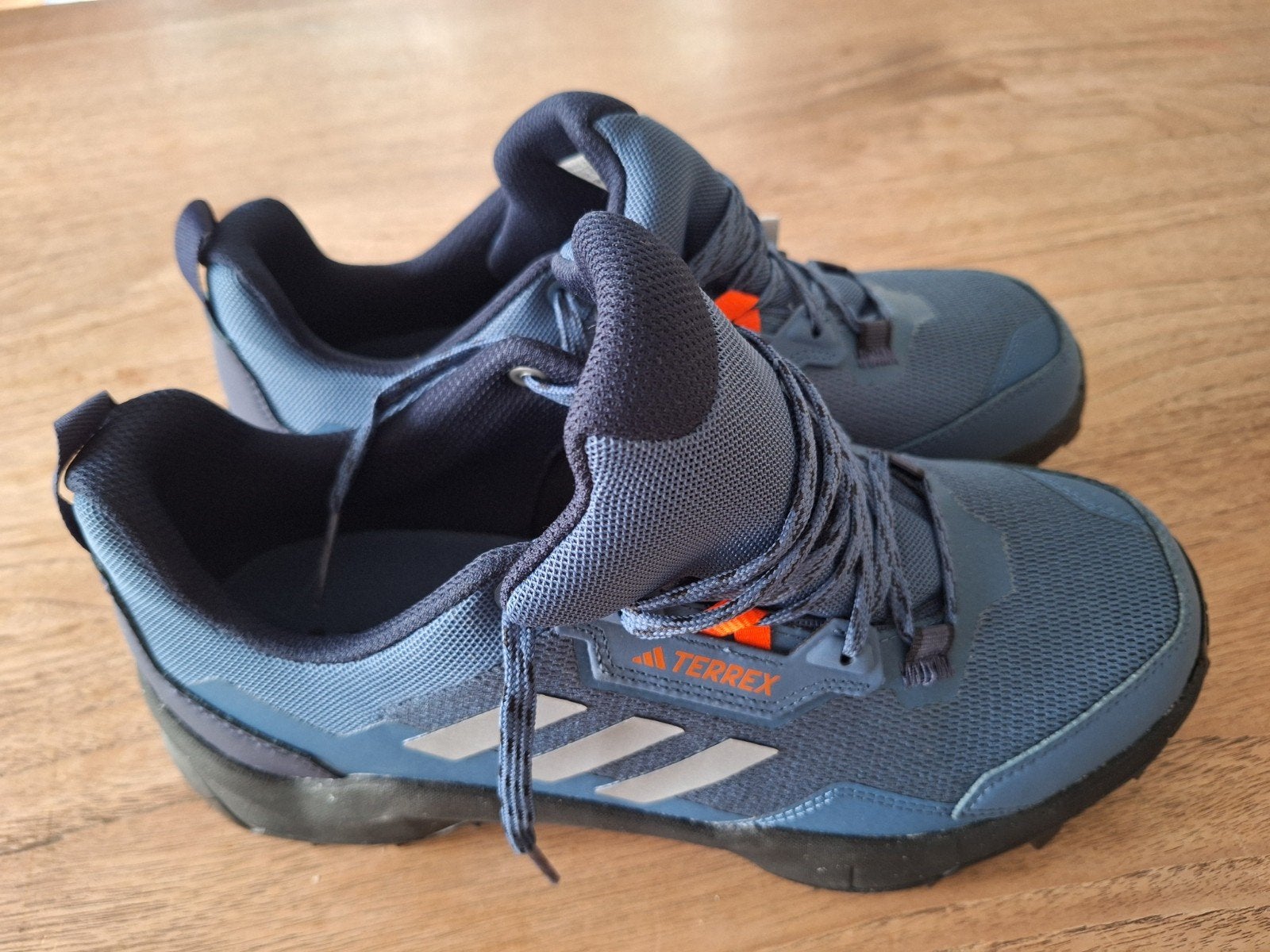Adidas Terrex, maat 44, Sport en Fitness, Loopsport en Atletiek, Ophalen of Verzenden, Zo goed als nieuw, Hardloopschoenen, Adidas