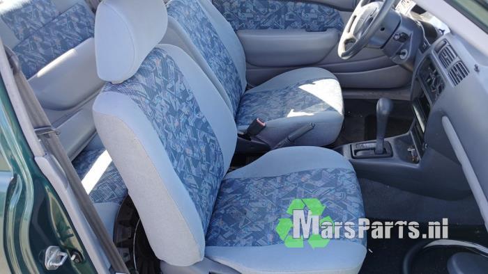 Veiligheidsgordel rechts-voor van een Toyota Starlet, Auto-onderdelen, Interieur en Bekleding, Gebruikt, -, -, Ophalen of Verzenden