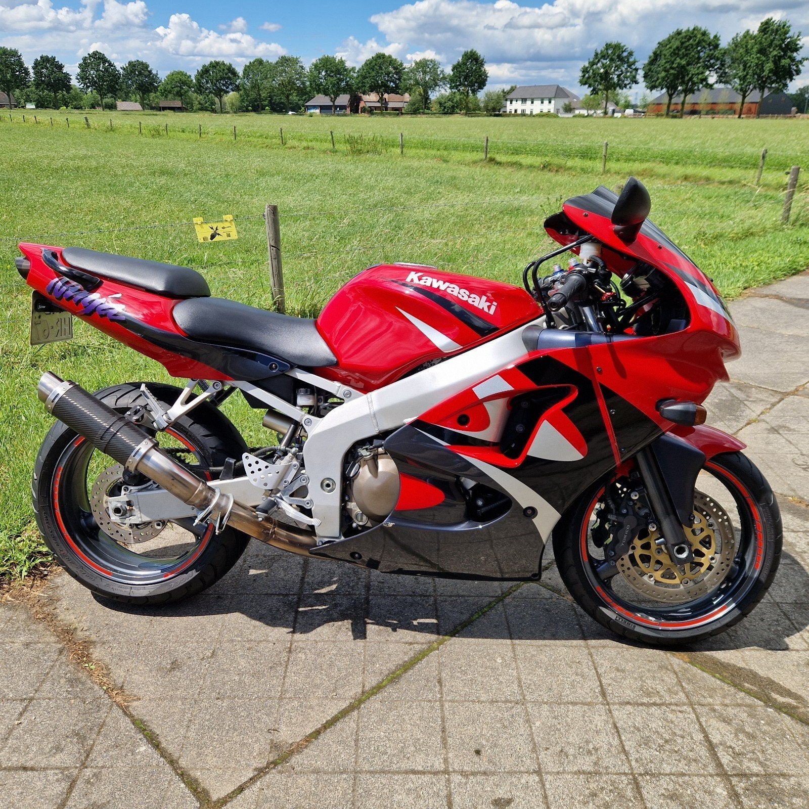 Mooie Kawasaki Ninja ZX6R motor met sportuitlaat onderhoud, Sportuitlaat, 4 cilinders, Motorrijbewijs A, Gebruikt