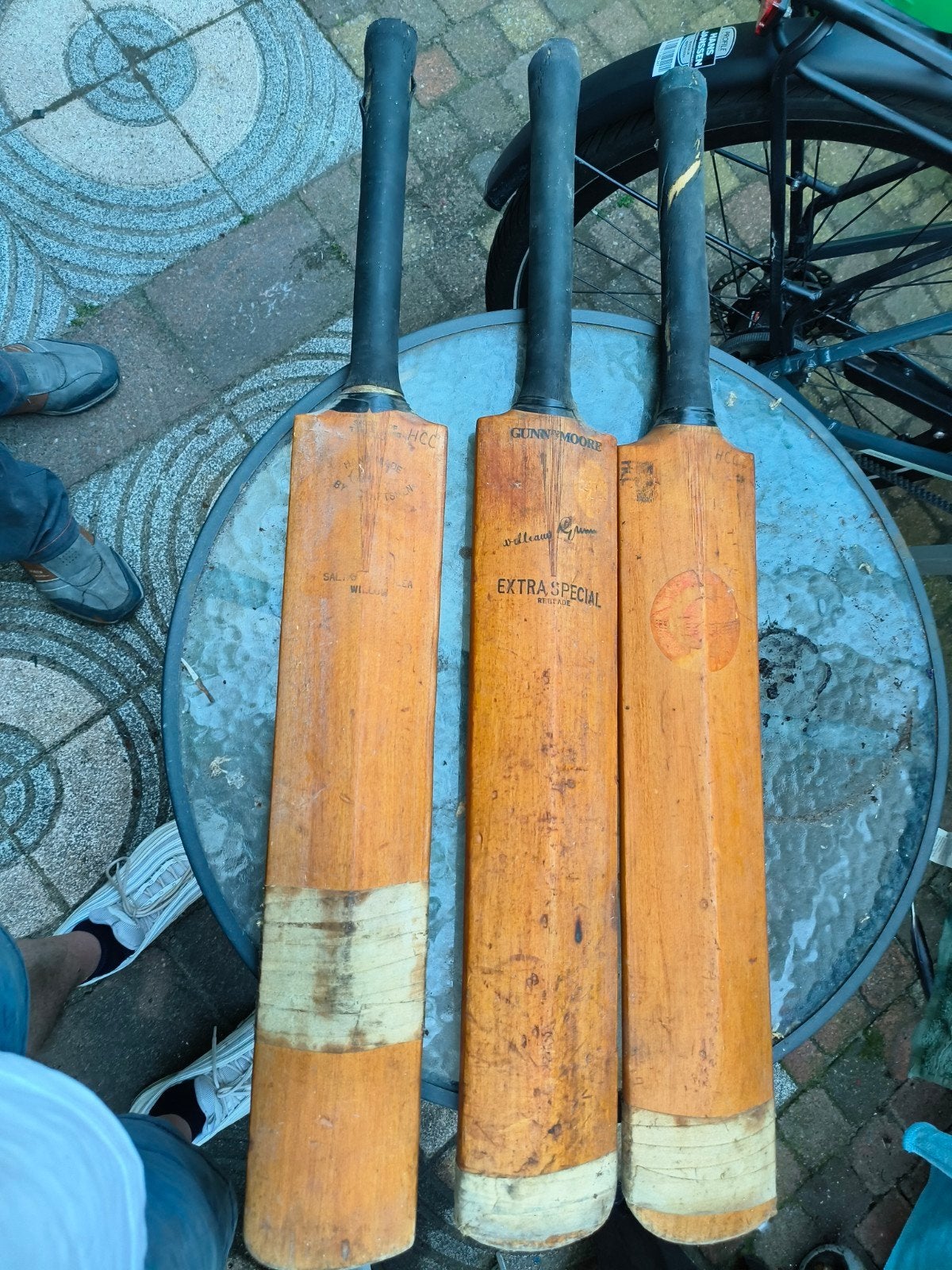 Vintage cricket slaghout, Ophalen