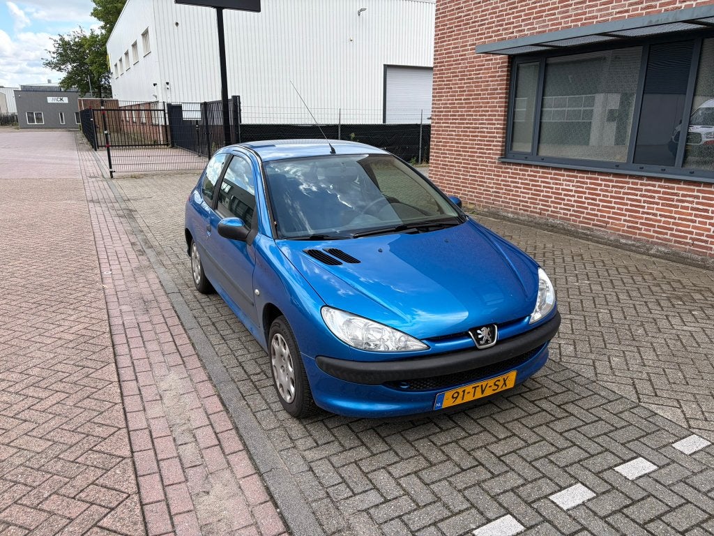 Peugeot 206 1.4 3D 2007 Blauw, Voorwielaandrijving, Stof, 31 €/maand, 4 cilinders