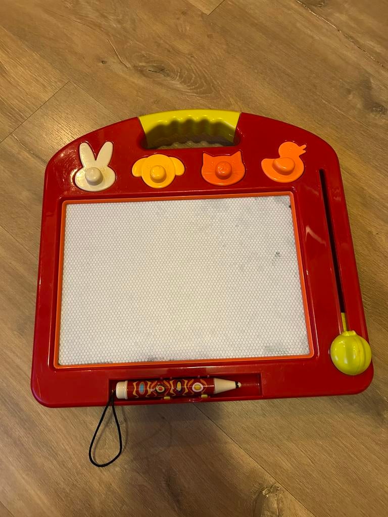 BToys magnetisch tekenbord met stempels, Ophalen of Verzenden, Zo goed als nieuw