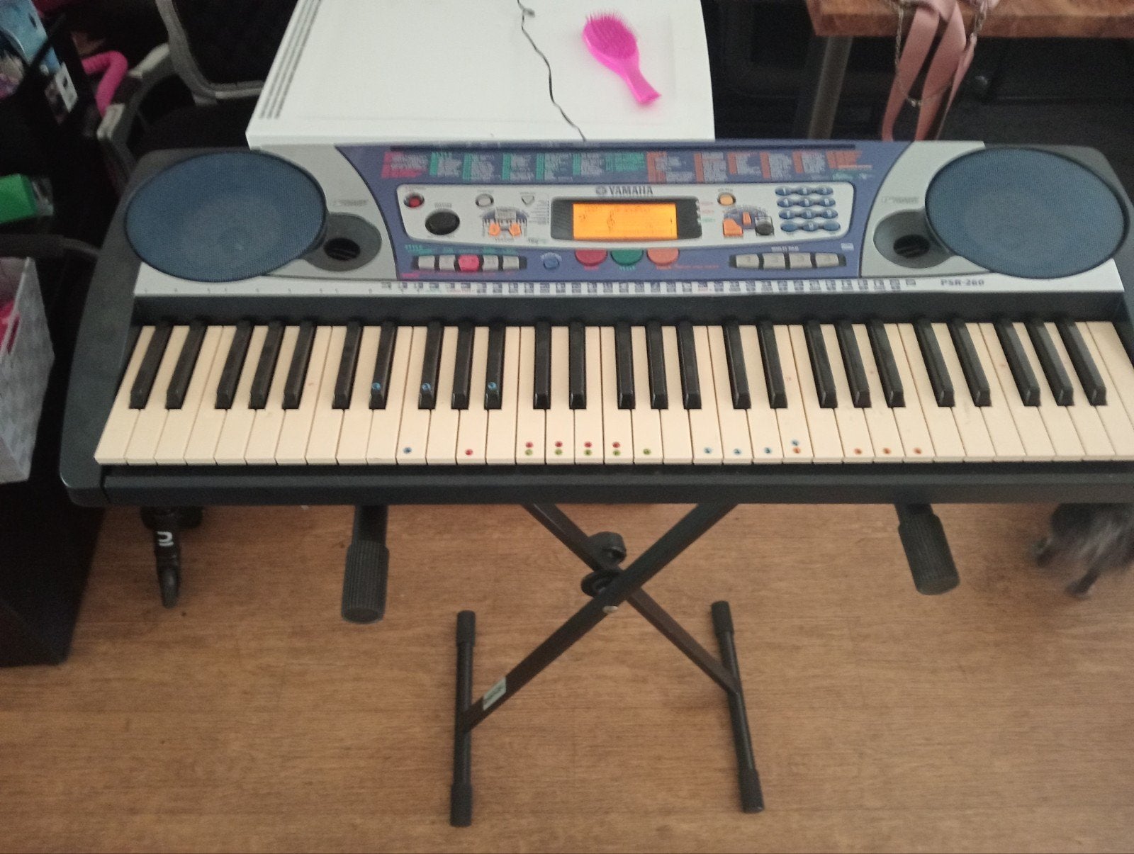 Yamaha keyboard per 260 met adapter en standaard zie foto,s, Muziek en Instrumenten, Keyboards, Ophalen, Gebruikt, 61 toetsen