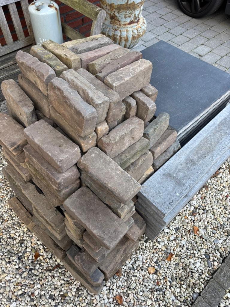 Waaltjes oude waaltjes - klinkers, Tuin en Terras, Tegels en Klinkers, Ophalen, Zo goed als nieuw, Klinkers