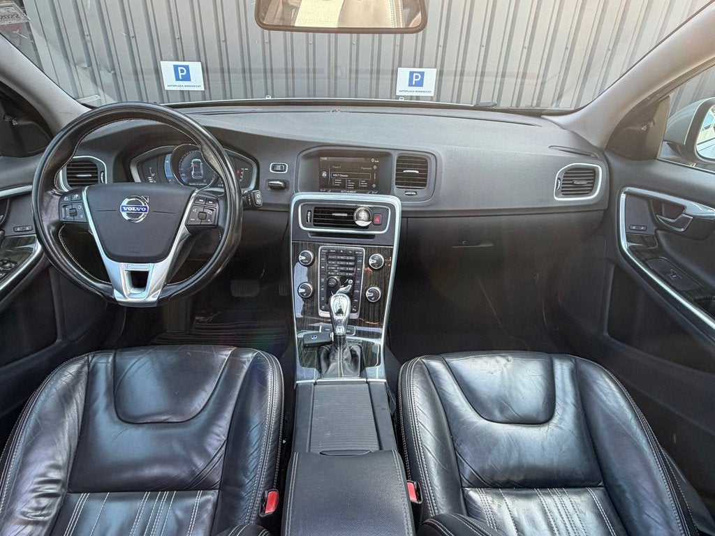 Volvo V60 2.4 D6 AWD Plug-In Hybrid Summum|Opendak|Cam|Leder, Auto's, Volvo, Automaat, Euro 5, 1848 kg, Vierwielaandrijving