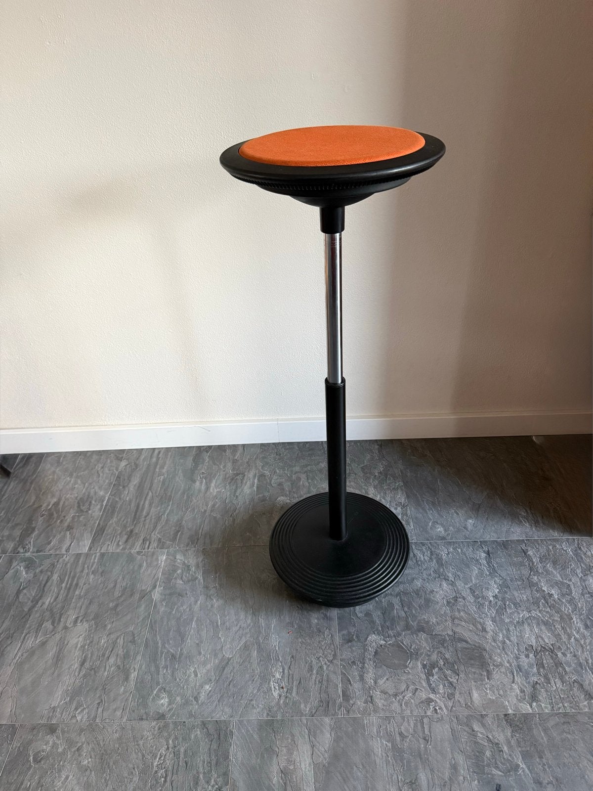 Wilkhahn Stitz Stahulp Design Icoon, Ophalen, Gebruikt, Overige kleuren, Metaal