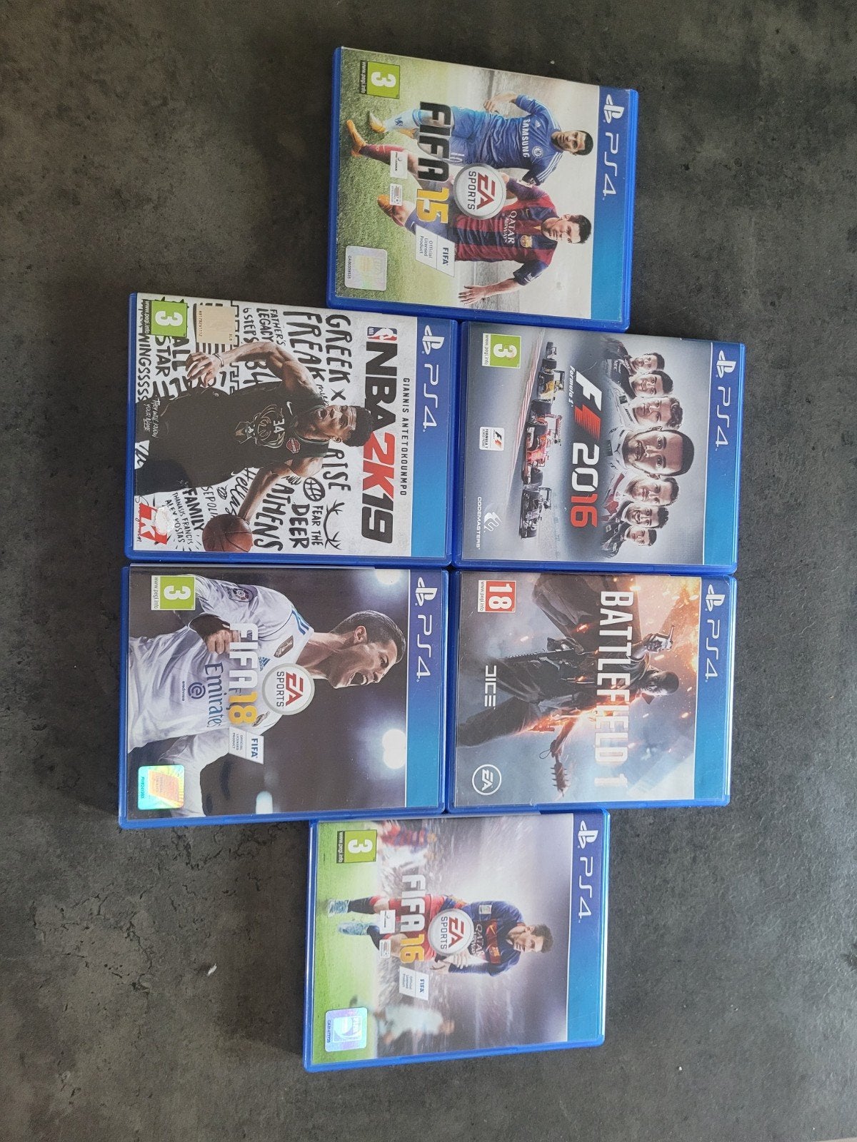 PS4 Games: FIFA 15, 16, 18, NBA 2K19, F1 2016, Battlefield 1, Gebruikt, Vanaf 18 jaar, Ophalen of Verzenden, Eén computer