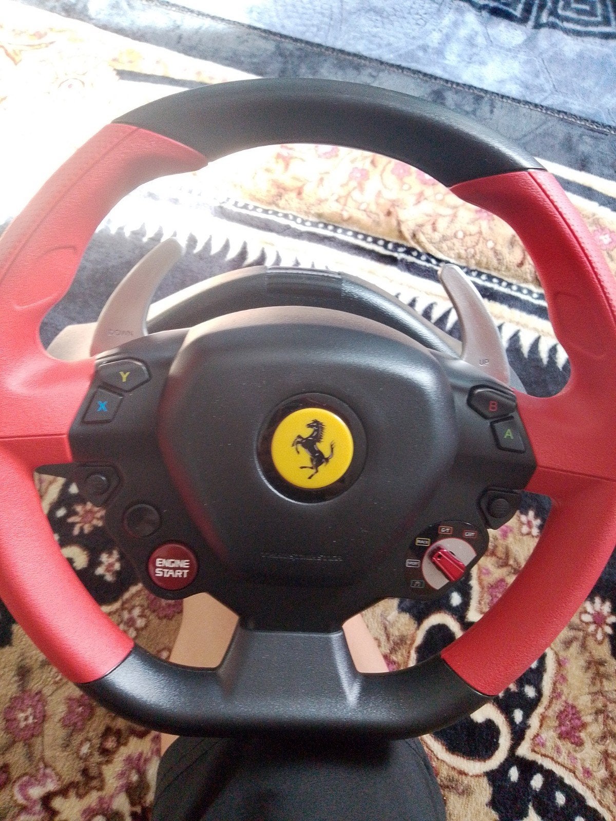 Thrustmaster Ferrari 458 Spider racestuur voor Xbox One, Ophalen, Zo goed als nieuw, Stuurtje of Sportattribuut, Xbox One