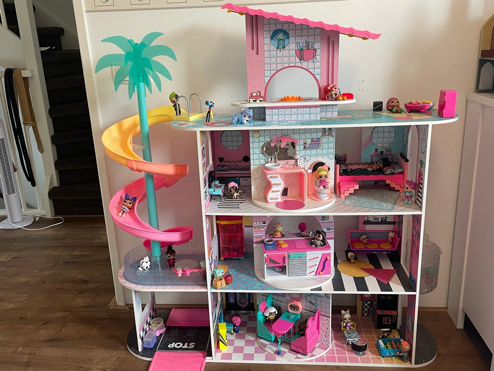 LOL Surprise Huis met 25+ poppen en accessoires, Ophalen, Zo goed als nieuw, Overige typen