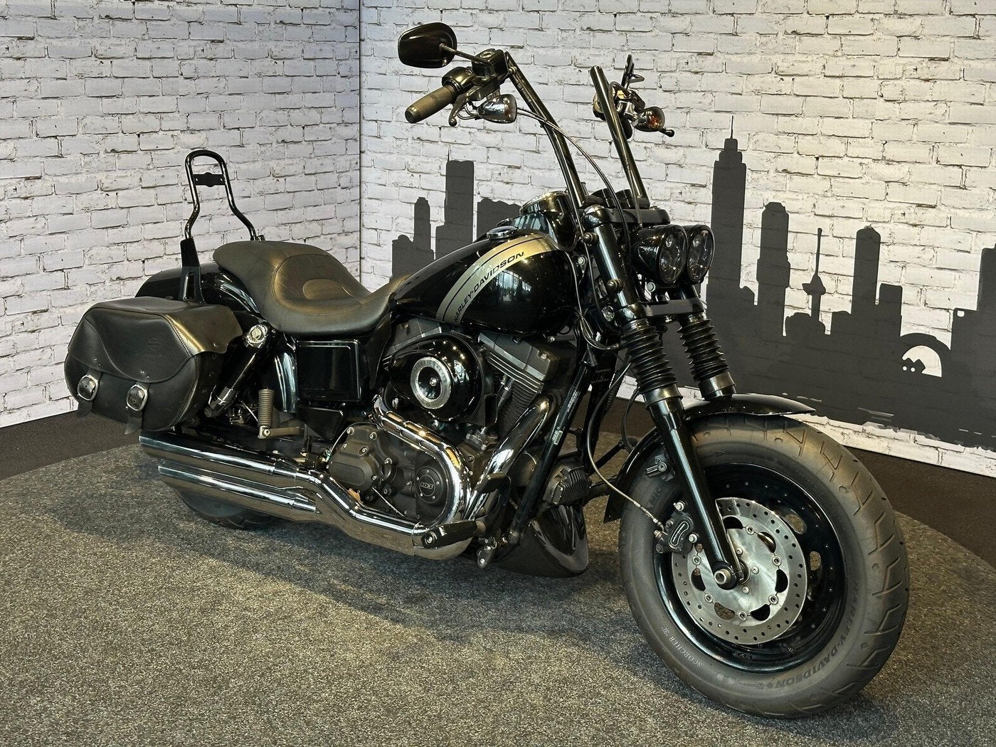 Harley-Davidson FXDF DYNA FAT BOB (bj 2015), Laan van Vredenoord 33
2289 DA  RIJSWIJK, NL, Overig, Sales@harleydavidsonrotterdam.nl