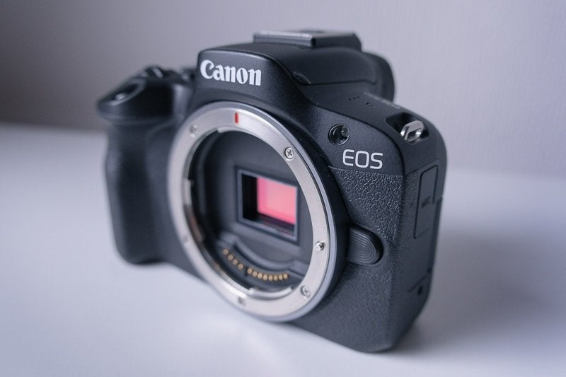 Canon EOS R50, Audio, Tv en Foto, Fotocamera's Digitaal, Ophalen, Screenprotector, Zo goed als nieuw, 24 megapixels