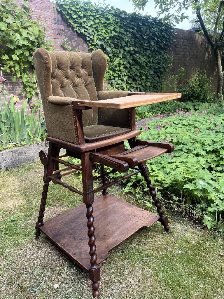 Antieke gecapitioneerde kinderstoel uit 1910, Antiek en Kunst, Antiek | Meubels | Stoelen en Banken, Ophalen