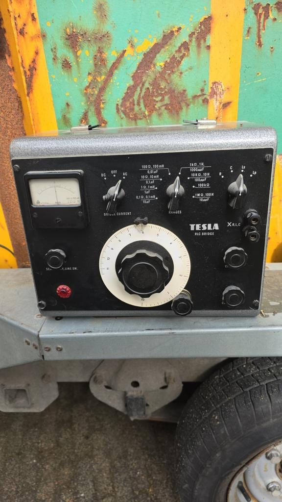 Tesla multimeter voor spanning weerstand en condensatoren, Gebruikt, Tesla, Overige typen, Ophalen of Verzenden