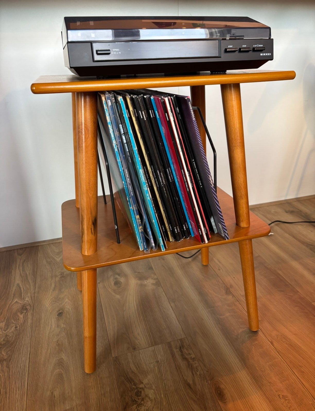Platenspeler kast / vinyl meubel, Ophalen, Zo goed als nieuw
