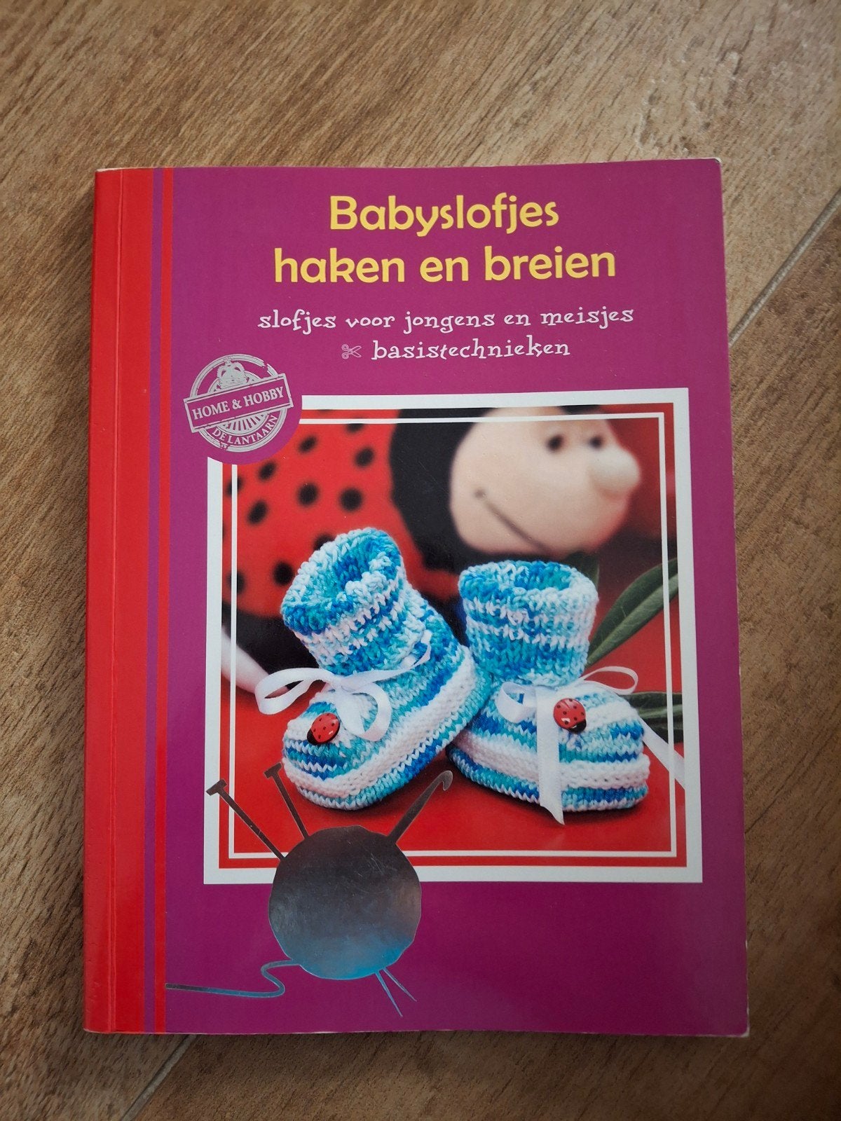 Babyslofjes haken en breien - Home & Hobby, Ophalen of Verzenden, Gelezen, Breien en Haken, Onbekend