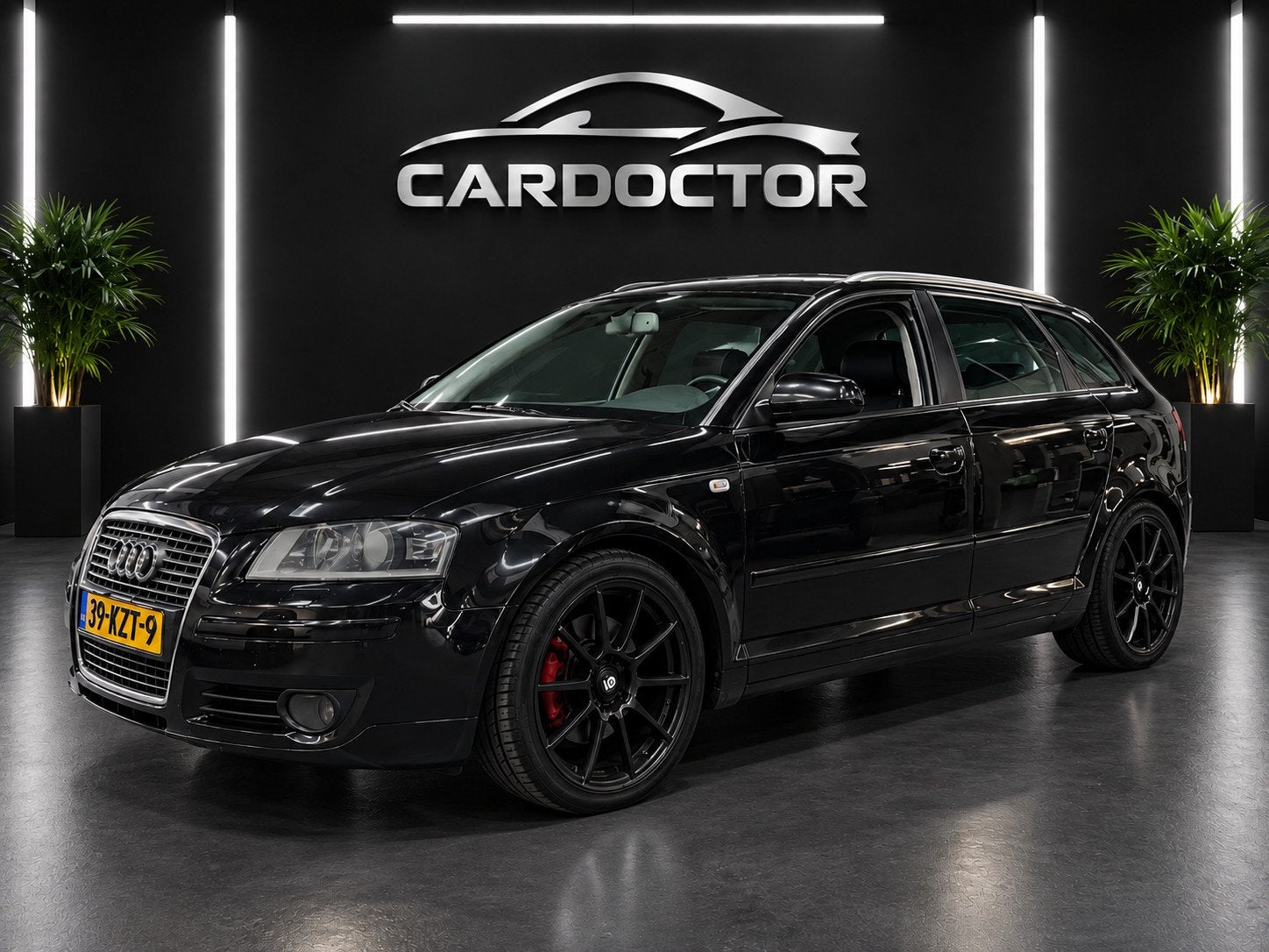 Audi S3 Sportback 2.0 TFSI - DOWNPIPE - NW APK - AIRCO - AUT, Auto's, S3, Gebruikt, Zwart, 4 cilinders