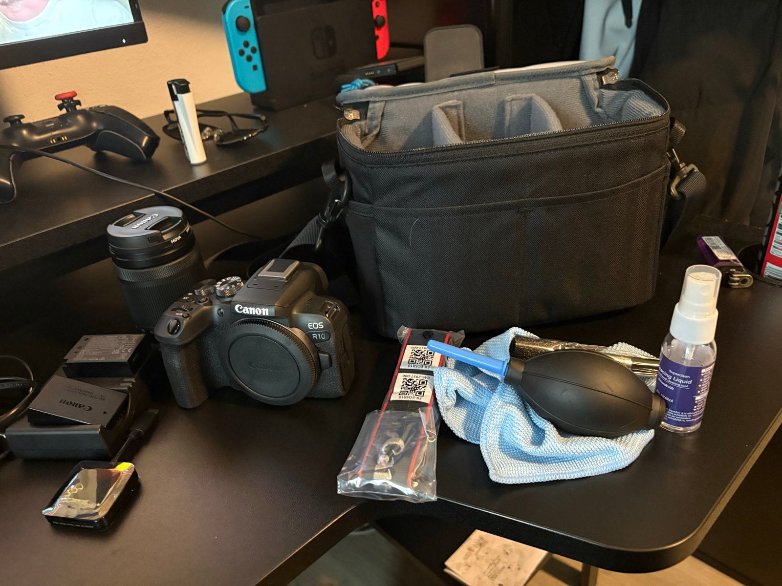 Canon EOS R10 met 18-150mm lens en accessoires, Canon, Beeldstabilisatie, Ophalen of Verzenden, Zo goed als nieuw