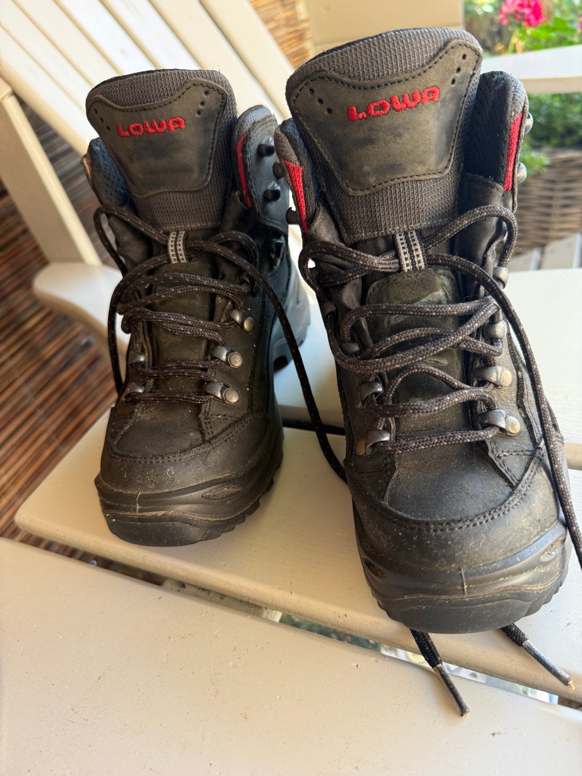 Lowa wandelschoenen - Maat 36, Ophalen of Verzenden, Zo goed als nieuw, Schoenen
