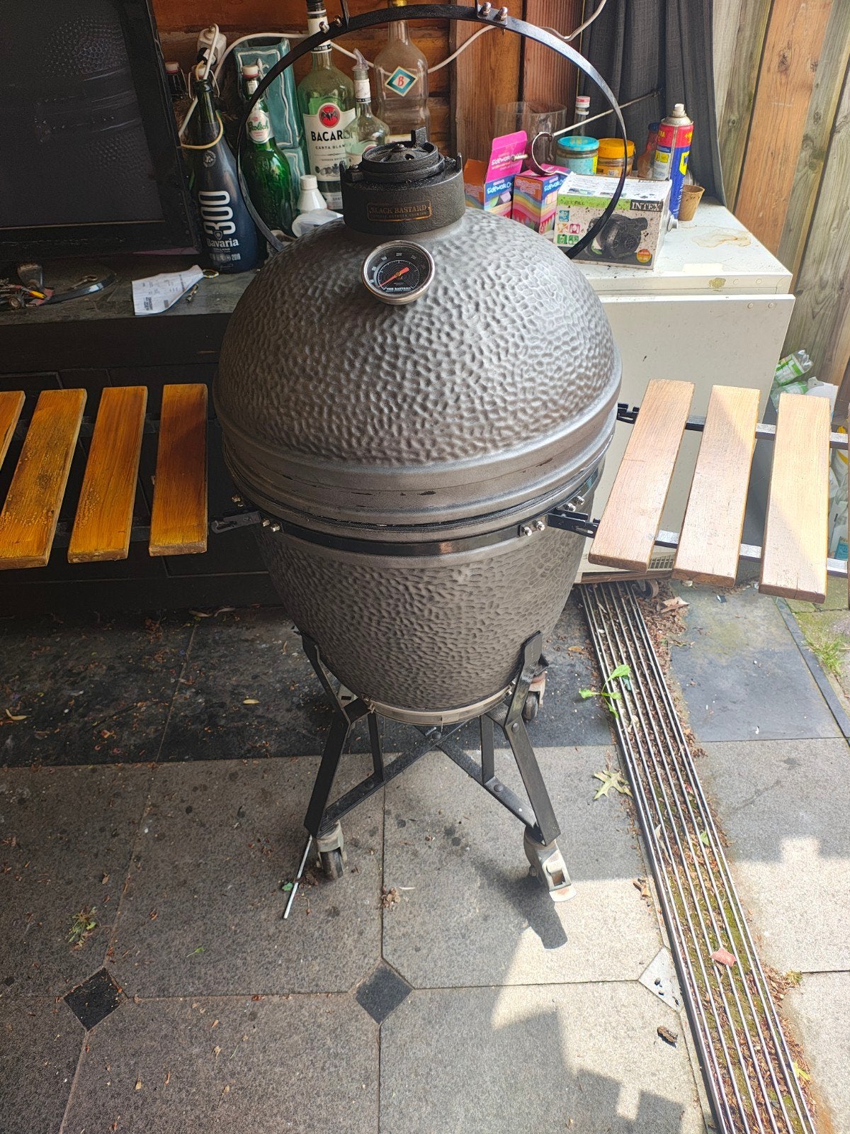 Black bastard large kamado bbq opknapper, Ophalen