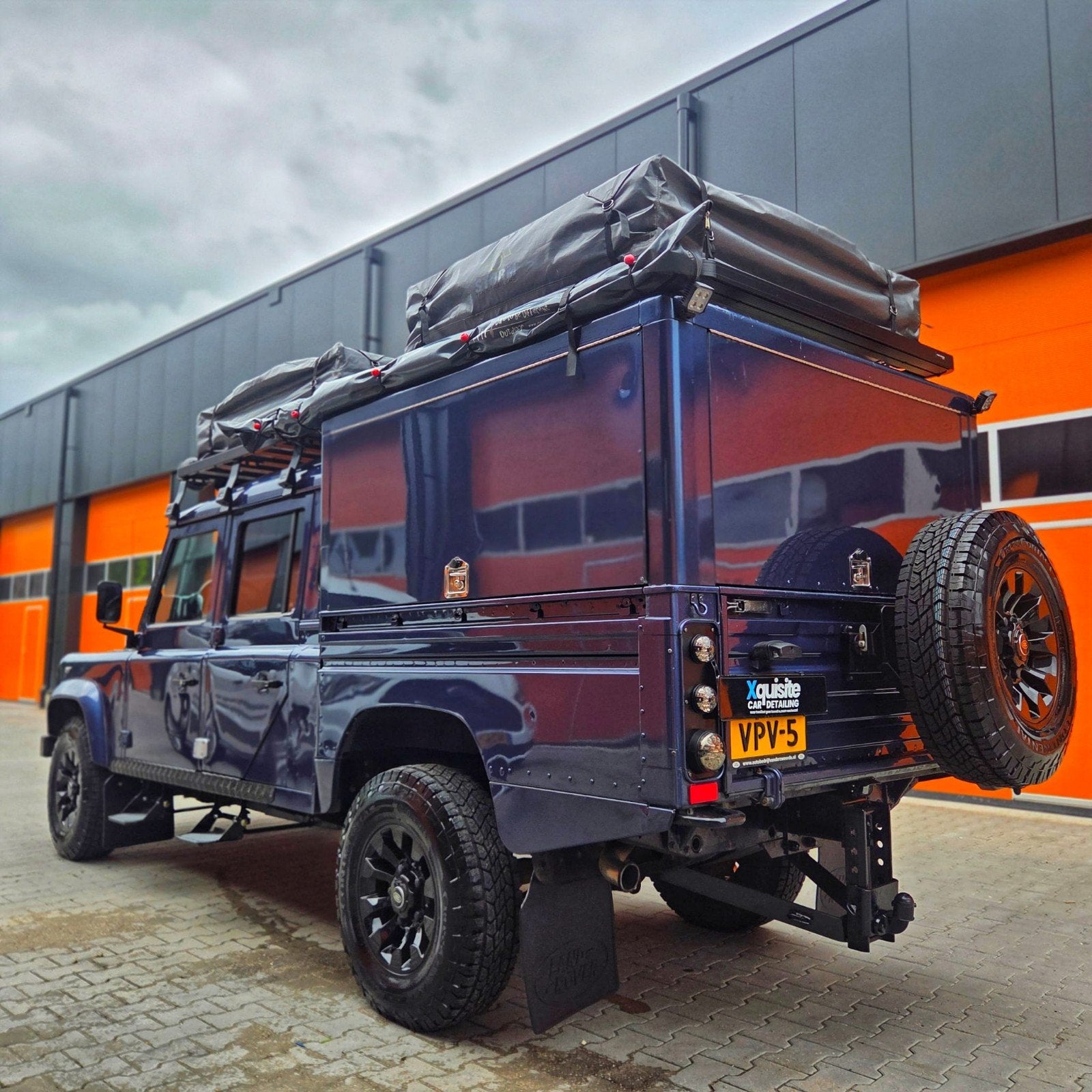 Foto 5 van Land Rover Defender 130 Crewcab PUMA DC 4WD 2008 + daktenten