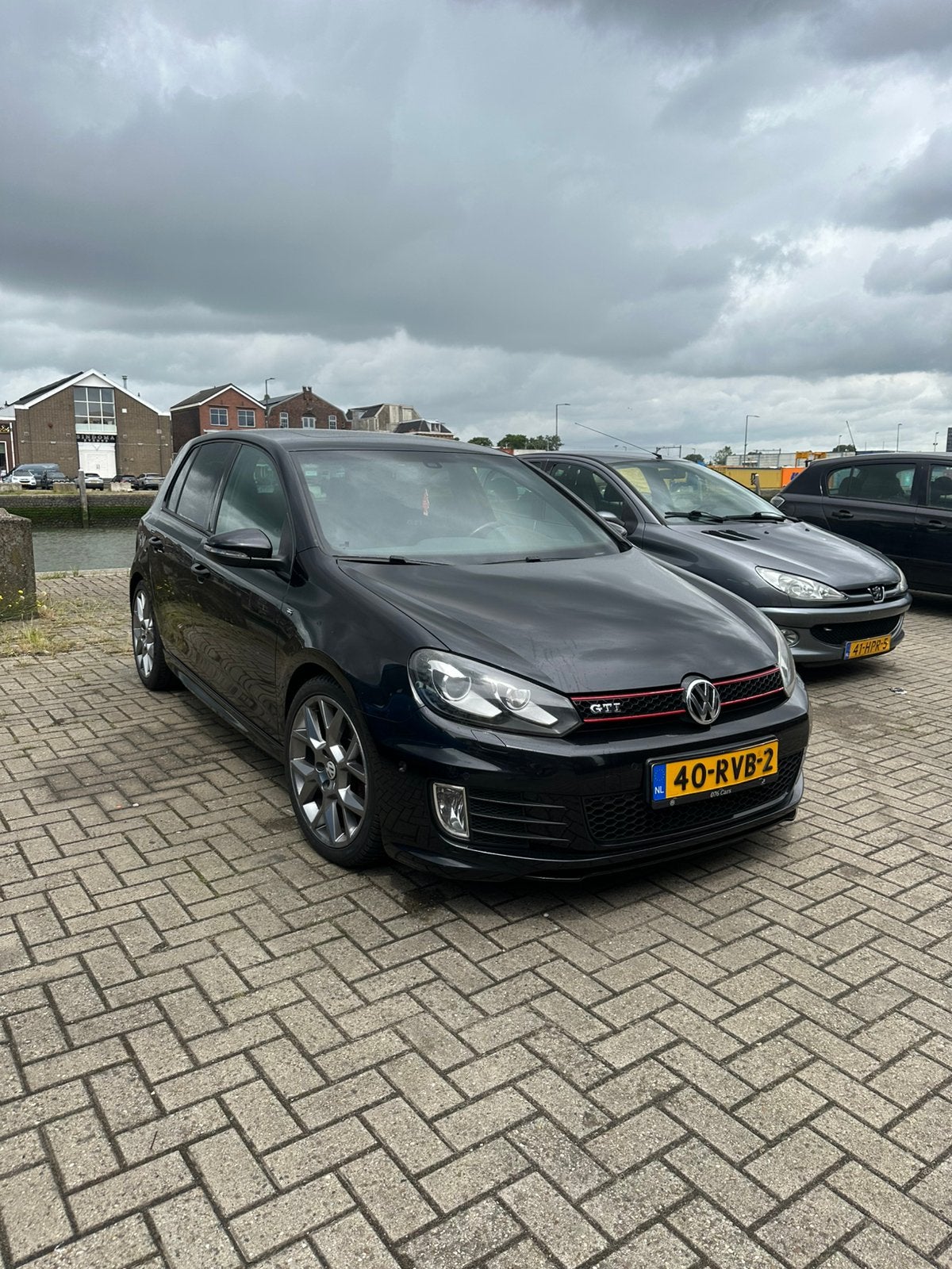 Volkswagen Golf 6 GTI 35 - 330+ PK | PANO | DSG BEARLOCK |, Zwart, 4 cilinders, 1984 cc, Zwart