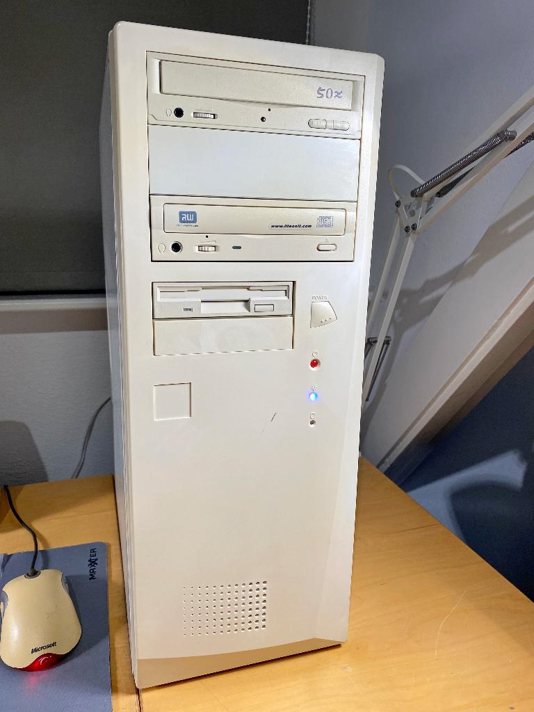 Intel Pentium 166MMX PC met veel retro games, Computers en Software, Ophalen, Intel