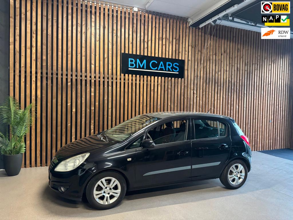 Opel Corsa 1.4-16V Enjoy Airco,Trekhaak, PDC, Voorwielaandrijving, 1063 kg, Gebruikt, 4 cilinders