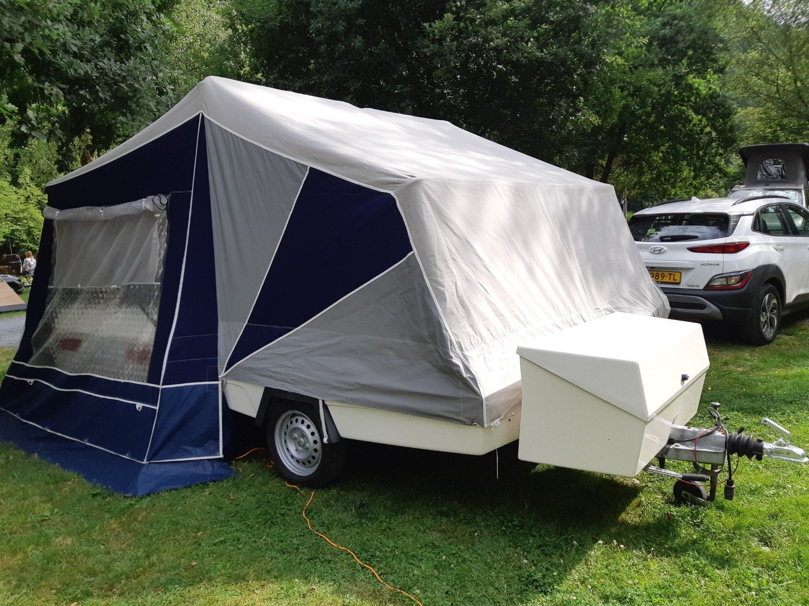 Camp-Let Basic vouwwagen - Klaar voor avontuur!, Caravans en Kamperen, Vouwwagens, Ophalen of Verzenden, Lichtgrijs, Tot en met 4