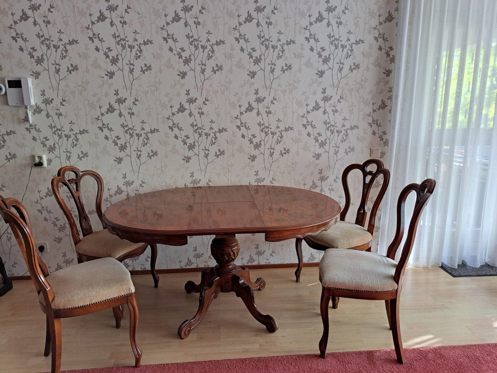 Prachtige klassieke eethoek met uitschuifbare tafel, Antiek en Kunst, Ophalen