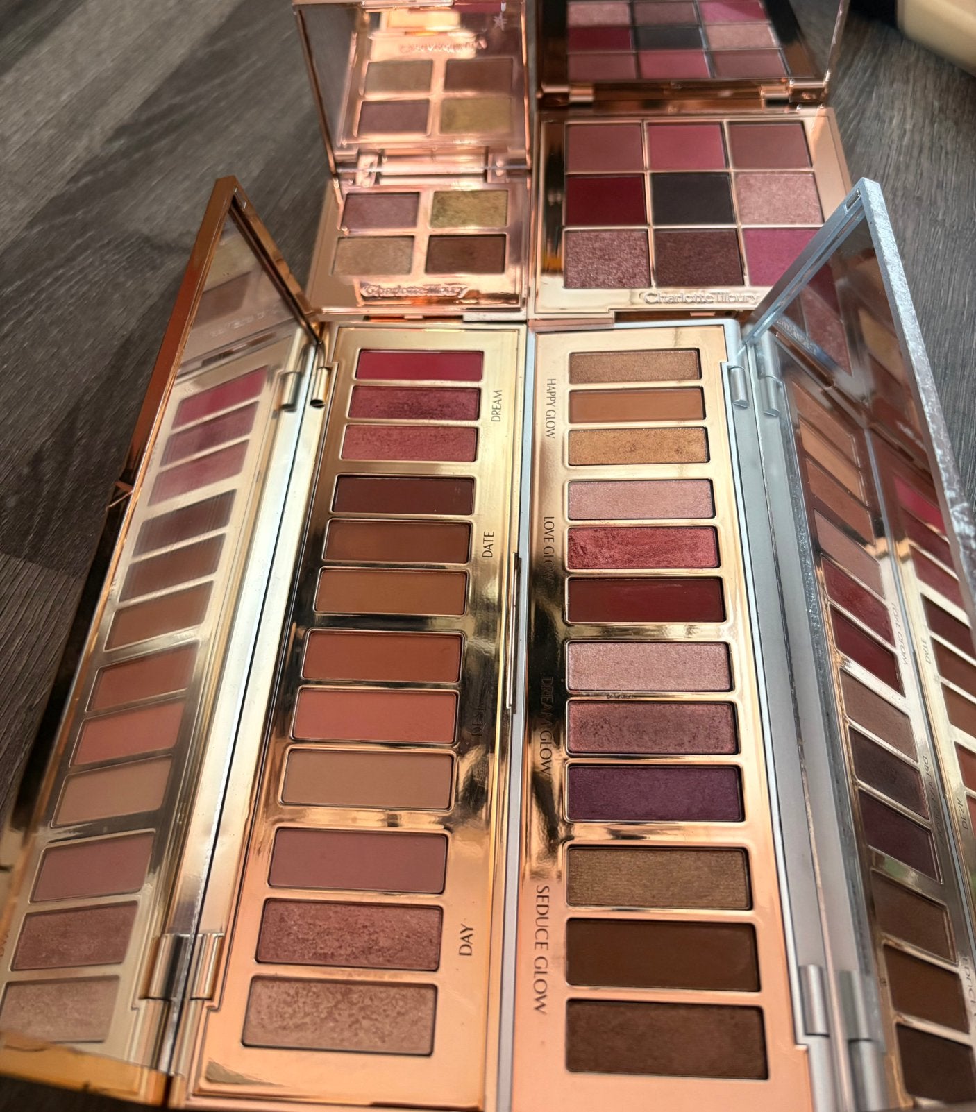 CHARLOTTE TILBURY palettes verschillende ZGAN NIEUW huda, Sieraden, Tassen en Uiterlijk, Uiterlijk | Cosmetica en Make-up, Ophalen of Verzenden