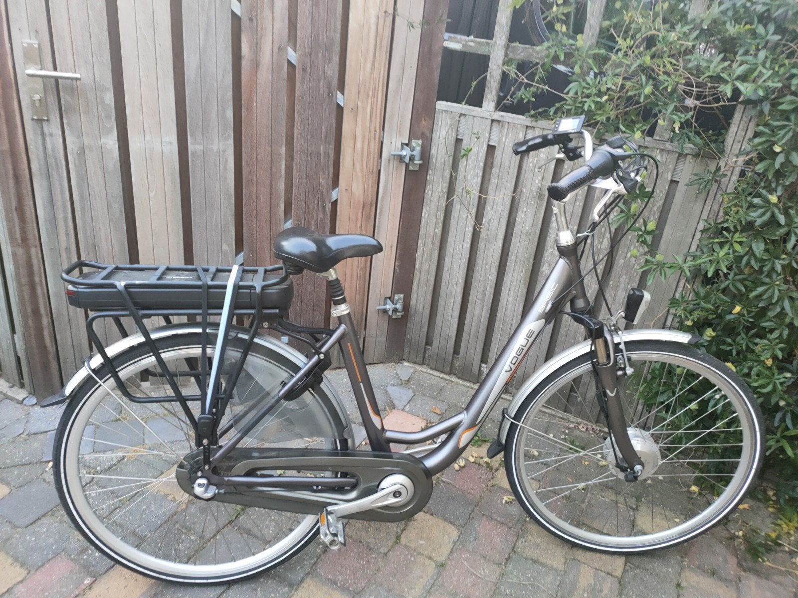 Vogue Basic elektrische fiets, framemaat 50, Fietsen en Brommers, Elektrische fietsen, Gebruikt, 47 tot 51 cm, 30 tot 50 km per accu