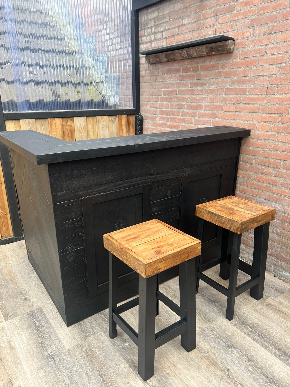 Unieke bar ! Nieuw! Toonbank receptie balie mancave, Ophalen, Zo goed als nieuw