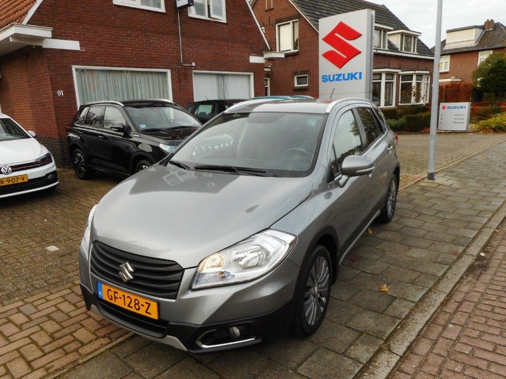 Suzuki SX4 1.6 Exclusive / Rijklaarprijs, Voorwielaandrijving, Electronic Stability Program (ESP), Huisgarantie, 4 cilinders