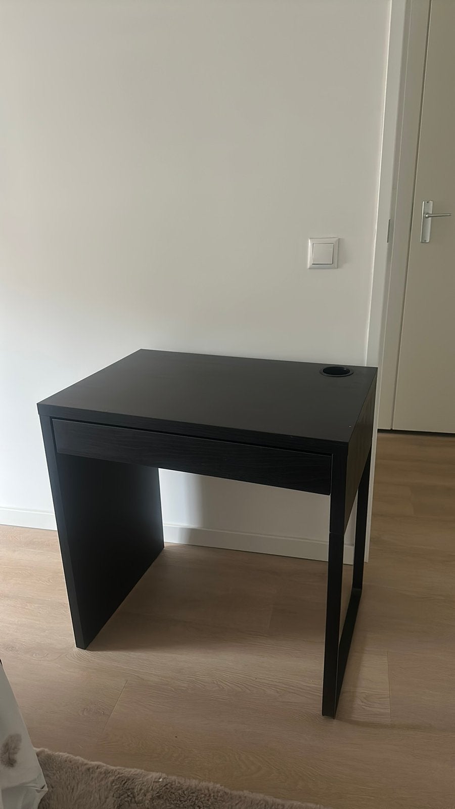 Ikea micke 73x50, Huis en Inrichting, Bureaus, Ophalen, Zo goed als nieuw, IKEA, Computerbureau