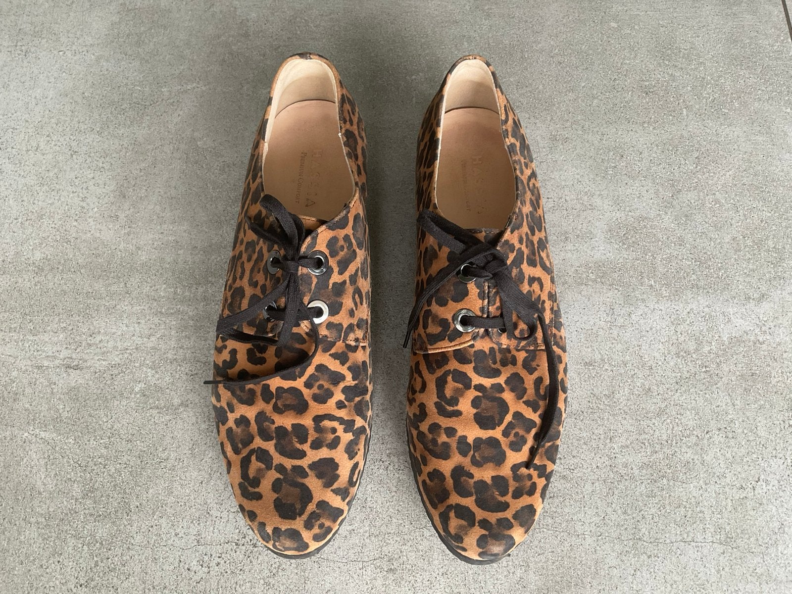 Hassia Leopard dames veterschoenen - Maat 39.5, Kleding | Dames, Schoenen, Ophalen of Verzenden, Zo goed als nieuw, Bruin, Schoenen met lage hakken