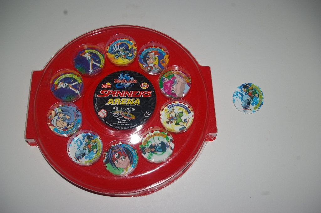 Spinners arena Beyblade Smiths / Lays, Verzamelen, Overige supermarkten, Ophalen of Verzenden